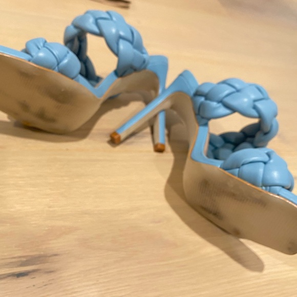 Steve Madden Kenley Woven Slide Sandal - Picture 5 of 5